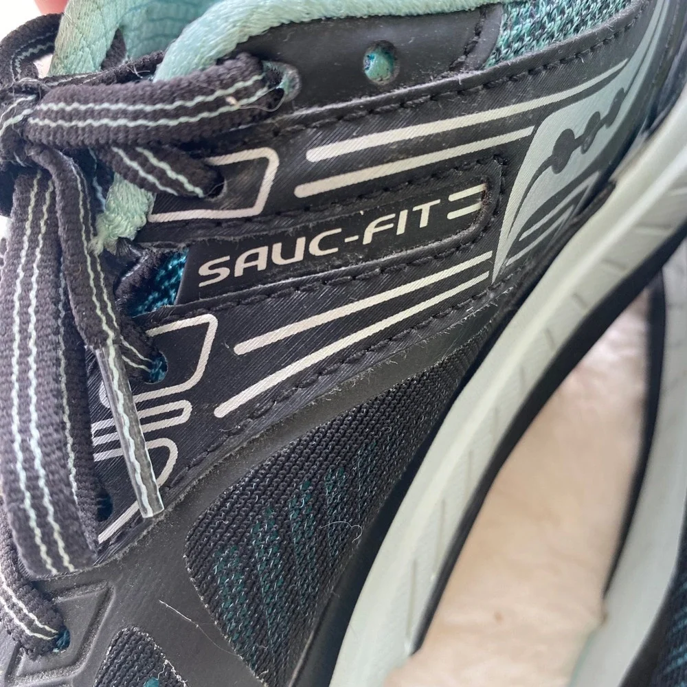 Saucony Echelon 7 Running Shoes Womens 8 Blue EVERUN Sauc-Fit Sneaker Athletic